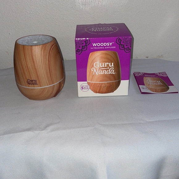 Guru Nanda Woodsy Ultrasonic Diffuser/Cool Mist Humidifier.  USB Cable, … - Picture 2 of 16